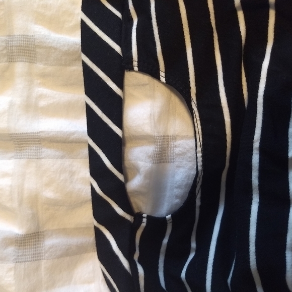 Strapless fit & flare black & white striped dress - Picture 2 of 2